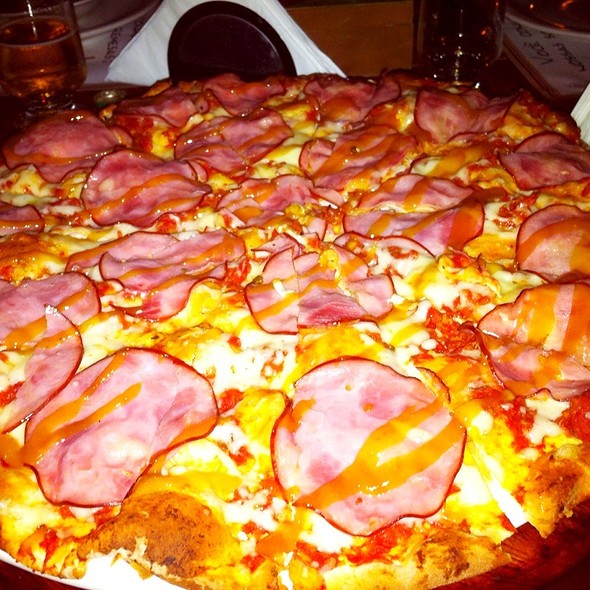 Pizza Lombinho c/ mango Chutney Picanha e Cia Pizza Lombinho c/ mango Chutney Picanha e Cia